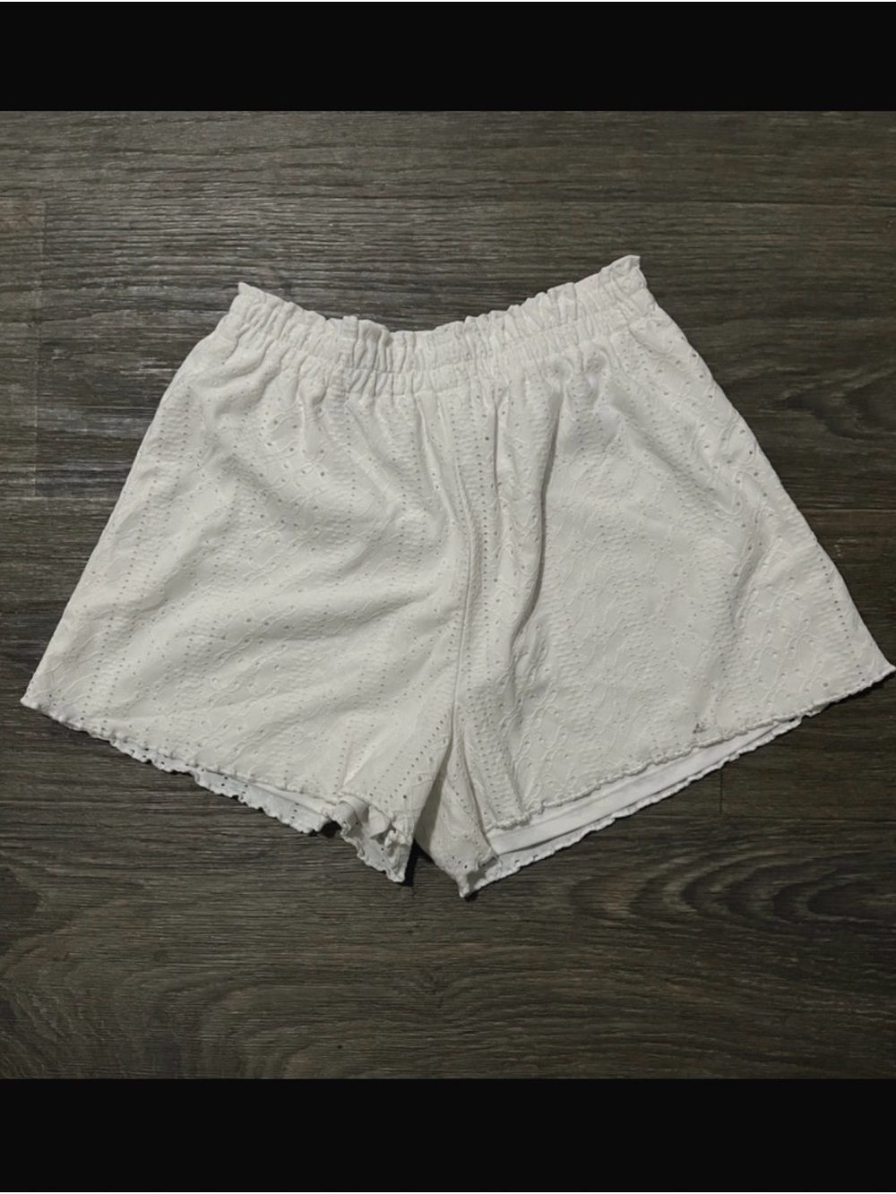 H&M White Eyelet High-Waist Shorts